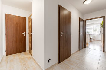 Prodej bytu 3+kk v osobním vlastnictví 62 m², Praha 10 - Uhříněves