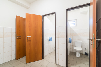 Pronájem obchodních prostor 924 m², Terezín