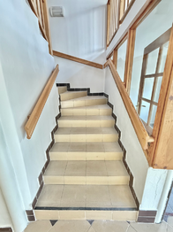 Pronájem obchodních prostor 279 m², Benešov