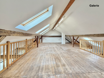 Pronájem obchodních prostor 279 m², Benešov