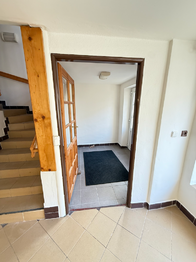 Pronájem obchodních prostor 279 m², Benešov