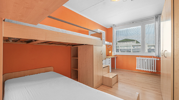 Dětský pokoj s palandou. - Pronájem bytu 3+kk v osobním vlastnictví 80 m², Praha 6 - Ruzyně