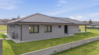 Prodej domu 210 m², Mezouň