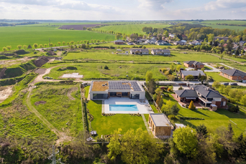 Prodej pozemku 3182 m², Dalovice