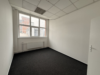 Pronájem kancelářských prostor 146 m², Zlín