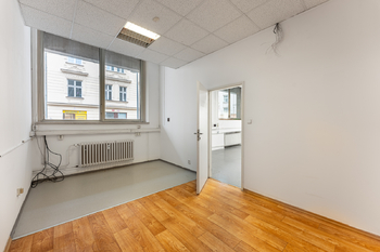 Pronájem obchodních prostor 182 m², Plzeň