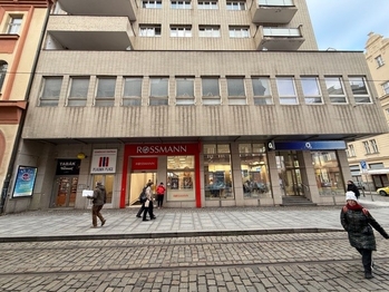 Pronájem obchodních prostor 182 m², Plzeň