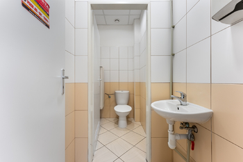 Pronájem obchodních prostor 182 m², Plzeň