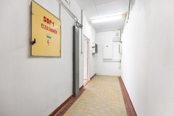 Pronájem obchodních prostor 182 m², Plzeň