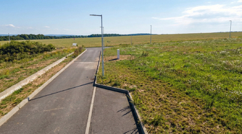 Prodej pozemku 831 m², Líšnice