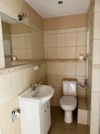 Pronájem bytu 2+kk v družstevním vlastnictví 43 m², Osek