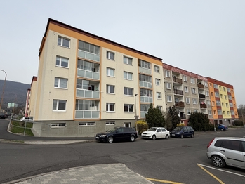 Pronájem bytu 2+kk v družstevním vlastnictví 43 m², Osek