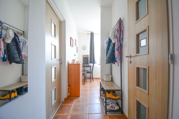 chodba - Prodej bytu 1+1 v osobním vlastnictví 34 m², Hradec Králové