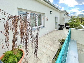 Pronájem bytu 2+kk v osobním vlastnictví 48 m², Praha 4 - Nusle