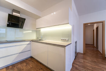 Pronájem bytu 3+kk v osobním vlastnictví 65 m², Praha 10 - Uhříněves