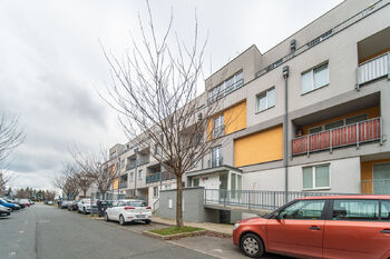 Pronájem bytu 3+kk v osobním vlastnictví 65 m², Praha 10 - Uhříněves