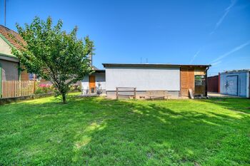 Prodej pozemku 653 m², Kšely