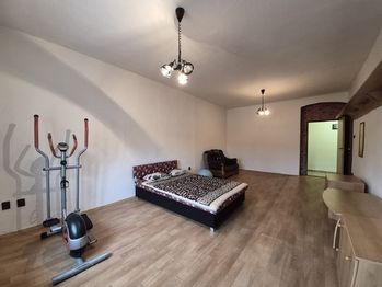 Prodej domu 680 m², Mořkov