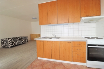 Kuchyňský kout - Pronájem bytu 2+kk v osobním vlastnictví 43 m², Praha 9 - Černý Most