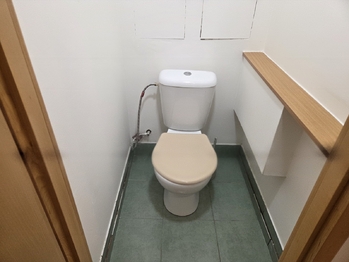Samostatné WC - Pronájem bytu 2+kk v osobním vlastnictví 42 m², České Budějovice