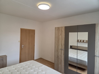 Ložnice - Pronájem bytu 2+kk v osobním vlastnictví 42 m², České Budějovice