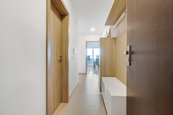 Vstup do bytu - Prodej bytu 3+kk v osobním vlastnictví 81 m², Praha 9 - Letňany