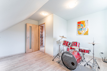 Pronájem domu 164 m², Dobříš