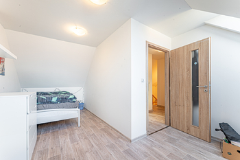 Pronájem domu 164 m², Dobříš
