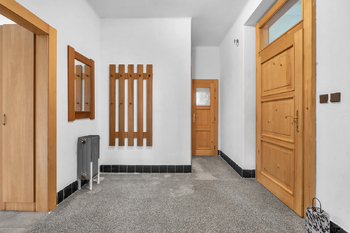 Prodej domu 215 m², Hradec Králové