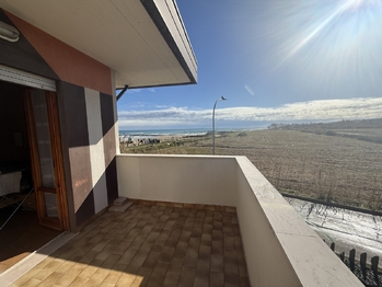 balkón z ložnice  - Prodej bytu 2+kk v osobním vlastnictví 53 m², Silvi