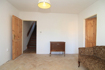 Mezonet - pokoj 1 - Prodej bytu 4+1 v osobním vlastnictví 83 m², Karlovy Vary