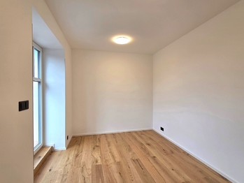 Pronájem bytu 2+kk v osobním vlastnictví 102 m², Všenory