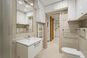 Prodej bytu 1+kk v osobním vlastnictví 36 m², Praha 8 - Libeň