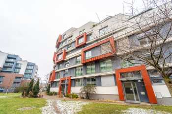 Prodej bytu 1+kk v osobním vlastnictví 36 m², Praha 8 - Libeň