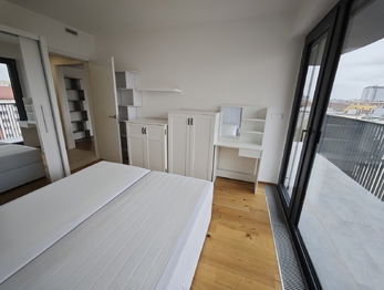 Pronájem bytu 2+kk v osobním vlastnictví 74 m², Brno