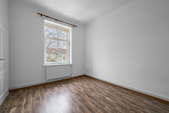 Byt 1+1 - 2.NP - Prodej nájemního domu 620 m², Hronov