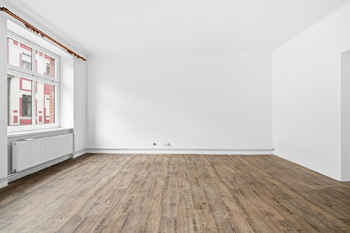 Byt 2+kk - 3.NP - Prodej nájemního domu 620 m², Hronov