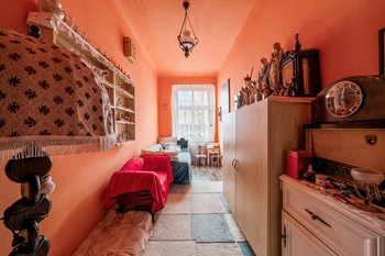 Byt 3+1 - 3.NP - Prodej nájemního domu 620 m², Hronov