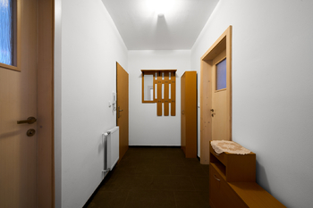 Byt 2+1 - 2.NP - Prodej nájemního domu 620 m², Hronov