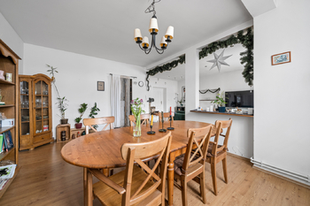 Byt 4+1 - 4.NP - Prodej nájemního domu 620 m², Hronov