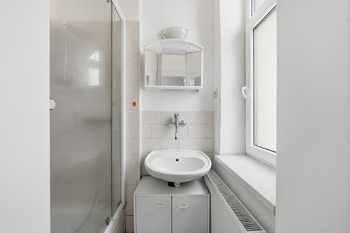 Byt 2+kk - 3.NP - Prodej nájemního domu 620 m², Hronov