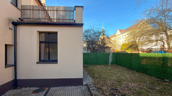 Prodej nájemního domu 620 m², Hronov