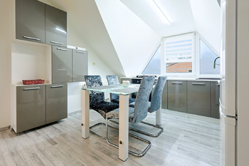 Pronájem bytu 2+1 v osobním vlastnictví 43 m², Tlučná