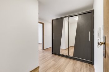 Pronájem bytu 2+kk v osobním vlastnictví 57 m², Praha 4 - Kamýk