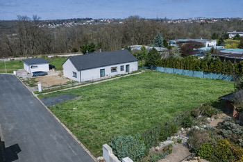 Prodej pozemku 800 m², Zdiby