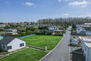 Prodej pozemku 800 m², Zdiby