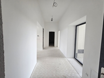Prodej bytu 2+1 v osobním vlastnictví 128 m², Znojmo