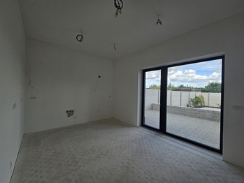 Prodej bytu 2+1 v osobním vlastnictví 128 m², Znojmo