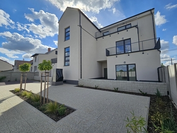 Prodej bytu 2+1 v osobním vlastnictví 128 m², Znojmo