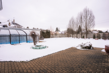 Zadní část zahrady  - Prodej domu 597 m², Tochovice